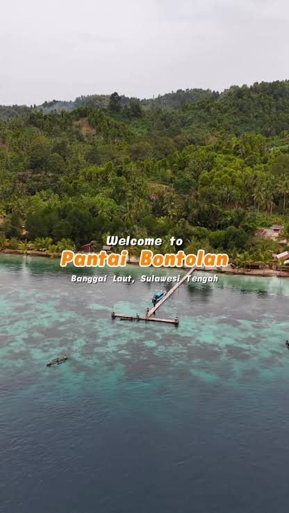 Bontolan Beach, Banggai Laut